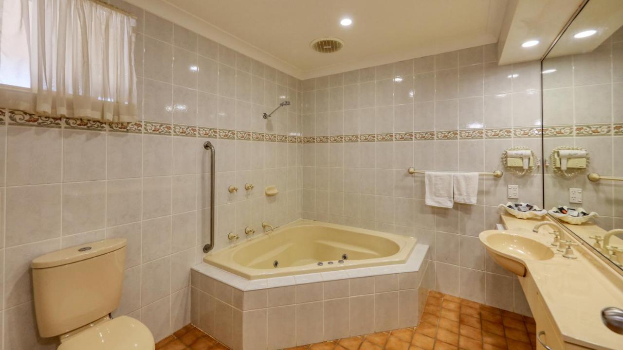 Bushman'S Motor Inn パークス エクステリア 写真