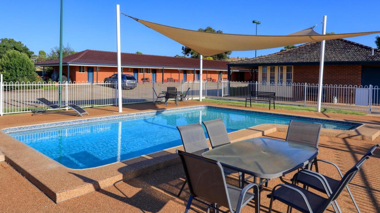 Bushman'S Motor Inn パークス エクステリア 写真