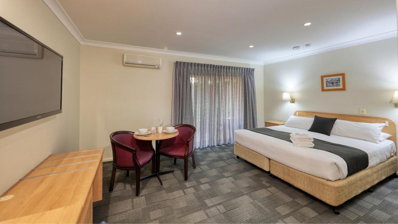 Bushman'S Motor Inn パークス エクステリア 写真